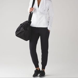 Lululemon Get Ready Brushed Joggers in Black sz 6